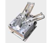 Collapsible Core Fitting Mould