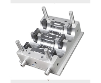 Collapsible Core Fitting Mould